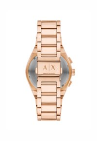 Roségoldene Metalluhr mit Gliederarmband, Rundgehäuse, silbernem Zifferblatt und graviertem Logo "A/X" auf der Rückseite.