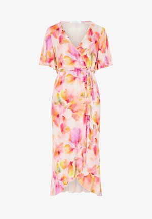 Sukienka kopertowa z falbanowymi rękawami, tulipanowym dołem i wzorem kwiatowym w akwarelowych odcieniach różu, pomarańczy i żółci, zawiązana w talii pasem w tym samym kolorze.