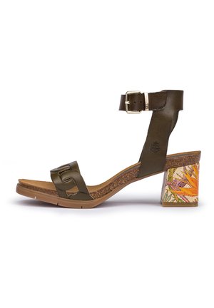 spartoo sandales compensées