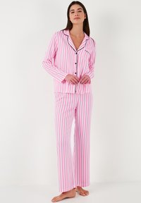 REGULAR FIT SET - Pyjama set - pink