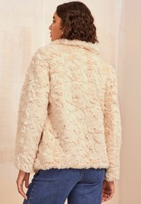 Friends Like These TEXTURED REGULAR FIT - Jachetă de iarnă - cream