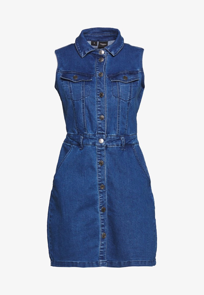 Robe en denim bleu sans manches avec fermeture à boutons sur le devant, deux poches poitrine à rabats et poches latérales, dotée d'un col et d'une taille cintrée.