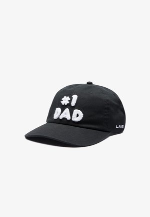 Fekete baseball sapka fehér, texturált hímzéssel, rajta a "#1 DAD" felirat és egy kis "L.A.B." felirat az oldalán.