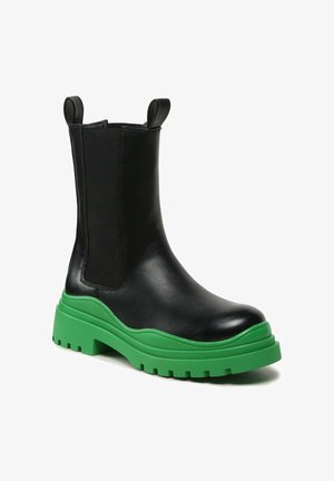 Jenny, Enkellaarsjes met plateauzool - black