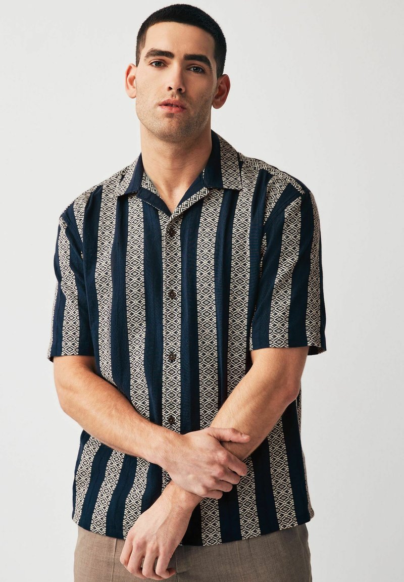 Next TEXTURED STRIPE SHORT SLEEVE WITH CUBAN COLLAR  - REGULAR FIT - Skjorter - navy
