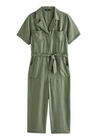 Rövid ujjú, erdőzöld overál, szabott nyakkal, két mellzsebbel, oldalsó zsebekkel és deréknál textil övvel.
