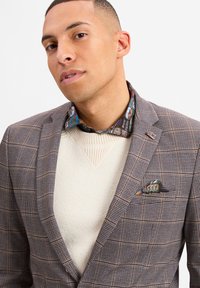 FINSHLEY & HARDING LONDON FINSHLEY HARDING LONDON BRIXDON - Blazer - braun hellgrau