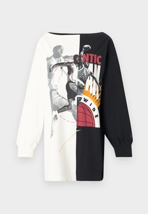 Chemise à manches longues noire et blanche avec un joueur de basketball en mouvement, portant le maillot numéro 23, et un texte graphique avec un ballon de basketball rouge.