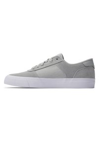 Unselected, grw grey white