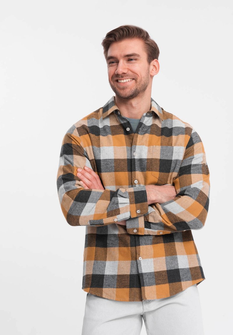 Ombre LEISURE SHCS - Camisa - yellow black