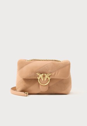 LOVE PUFF CLASSIC TRAPUNTA A INTARSIO - Borsa a tracolla - rosa toast/gold-coloured