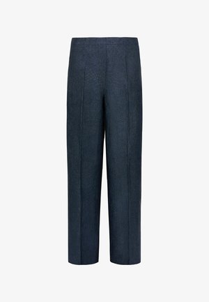 Pantaloni su misura blu scuro a gamba dritta con pieghe anteriori, lunghezza cropped e vita strutturata.