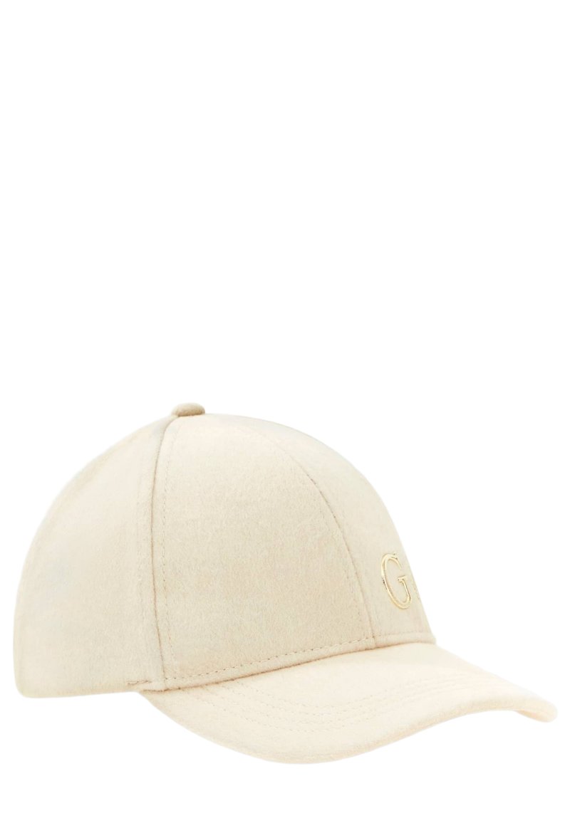 Casquette de baseball beige en tissu doux avec une visière incurvée, ornée d'un "G" doré brodé à l'avant pour la marque.