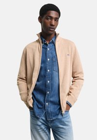GANT CASUAL ZIP - Chaqueta de punto - khaki mel