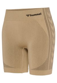 Beige sportshorts met een ribbelband, voorzien van een mesh paneelontwerp en de merknaam "hummel" in het zwart op de taille.