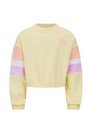 Hellgelbes, kurz geschnittenes Sweatshirt mit elastischem Saum, langen Ärmeln mit horizontalen Streifen in Pfirsich, Weiß und Lavendel und kleinem Logo auf der Brust.