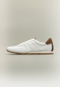 Δεν επιλέχθηκε, white