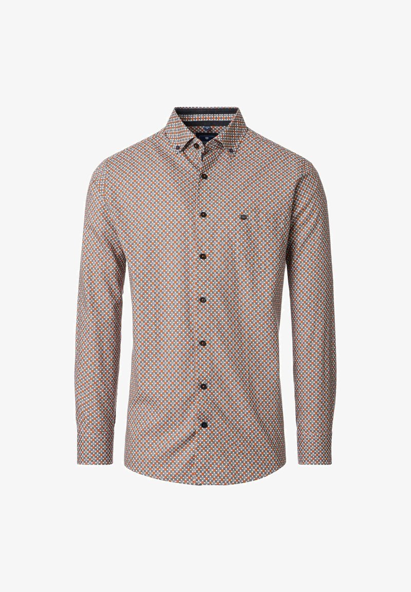 Langarm overhemd met een geometrisch patroon van oranje en blauwe sterren op een lichte achtergrond, met een klassieke kraag en zwarte knopen.