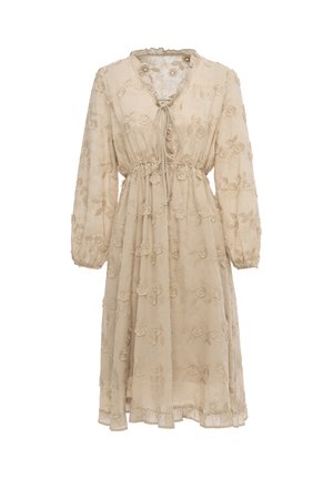 usha, Day dress - tan