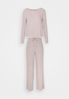 Nattplagg set - beige