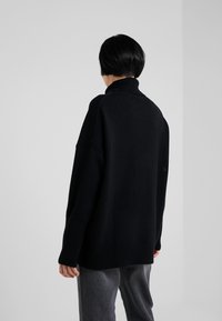 CHINTI & PARKER THE RELAXED - Trui - black