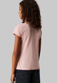 Calvin Klein Jeans MICRO MONOGRAM - T-shirts print - peach whip