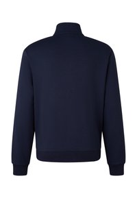 Marineblå langærmet sweatshirt med ribstrikkede manchetter, kant og høj krave, vist bagfra på en hvid baggrund.
