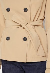 JDY JDYCAMILLA SHORT BELT JACKET  - Letná bunda - incense