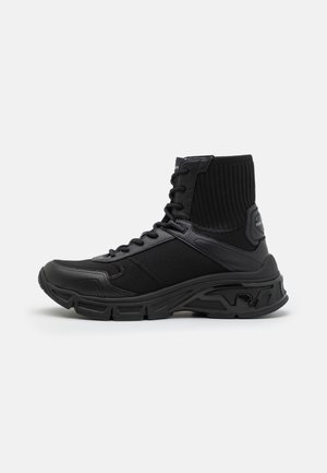 Sneakers alte - black