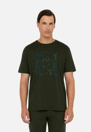 WITH LOGO - T-Shirt print - olive