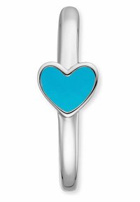 Anello d'argento con inlay a forma di cuore in turchese, fascia liscia e finitura lucida, che mostra un design semplice ma elegante.