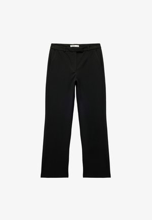 Pantalons noirs à jambes larges avec une finition en tissu lisse, comportant des poches avant, des passants de ceinture et une taille standard.