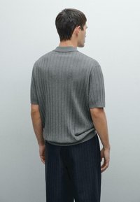 Thumbnail Image 3
