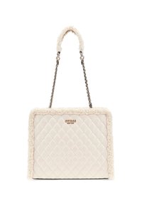 Borsa a tracolla bianca trapuntata con rifinitura texturizzata e soffice, e doppie cinghie a catena. Presenta un accento con logo dorato sul fronte.