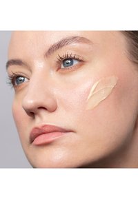 Antipodes DIEM VITAMIN C PIGMENT-CORRECTING WATER CREAM - Crema da giorno