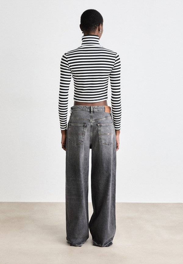 CHARLIE LOOSE  - Wide Leg2