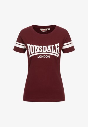 Burgundia puuvillane T-särk valgete "Lonsdale" ja "London" tekstidega. Omab lühikesi varrukaid valgete triipudega ja ümarat kaelusekujundust.