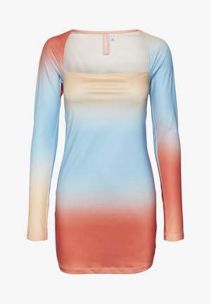 SOMETHINGNEW, EMILY MINI DRESS - Jerseykleid - peach fuzz