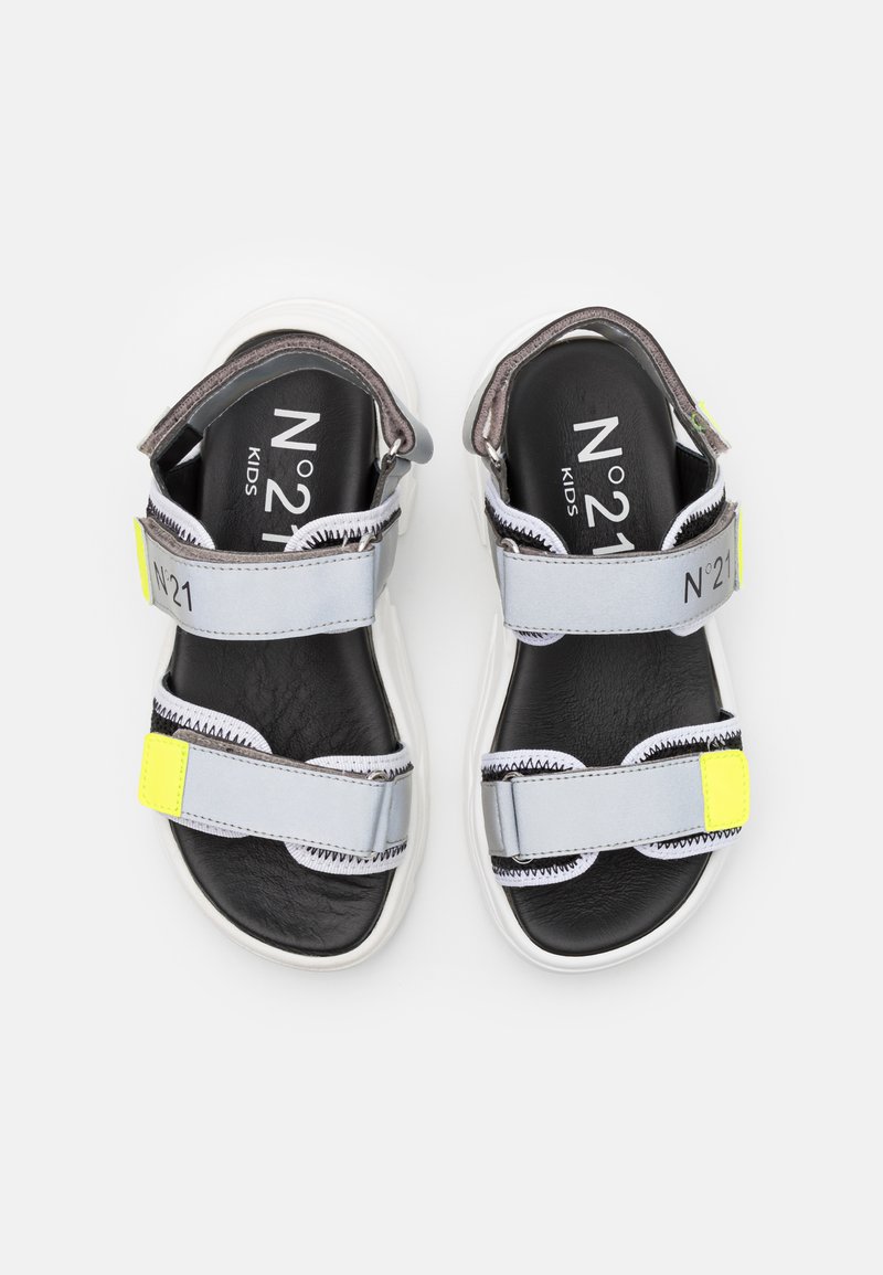Kinder Bekleidung | N°21 Riemensandalette grey/grau - RB02710 Kinder Bekleidung | N°21 Riemensandalette grey/grau - RB02710
