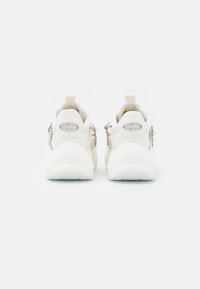 Buffalo Tenisky - white/silver