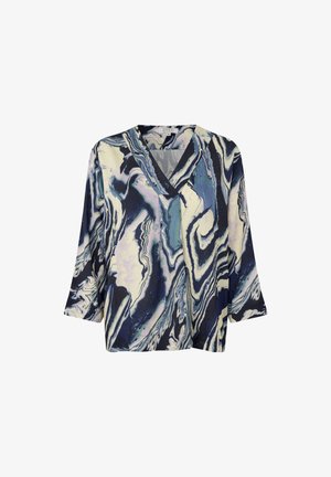 Locker sitzende Bluse mit langen Ärmeln und V-Ausschnitt, die mit einem blau-weißen und schwarzen abstrakten Marmor-Muster versehen ist.