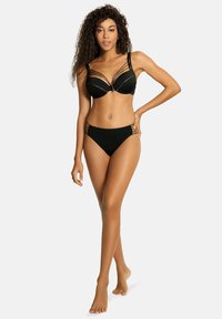 Czarny zestaw bikini z usztywnianym biustonoszem z złotymi akcentami, oraz wysokimi majtkami z bocznymi wycięciami. Gładki, elastyczny materiał.
