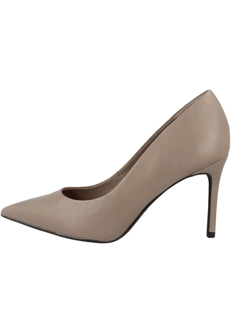 beige tamaris pumps