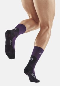 CEP COLD WEATHER COMPRESSION SOCKS RUNNING MID CUT MEN - MADE IN GERMANY - Sportsocken - purple