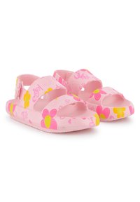 Ροζ παιδικά σανδάλια με λουλουδένια σχέδια σε κίτρινο και ροζ, κατασκευασμένα από λάστιχο, με φαρδιές λουρίδες και ανοιχτή μύτη.