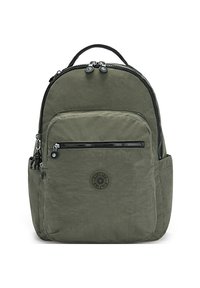 Zaino in nylon verde oliva con due scomparti con zip, una patch circolare del logo e tasche laterali. Presenta accenti neri per le zip e maniglie.