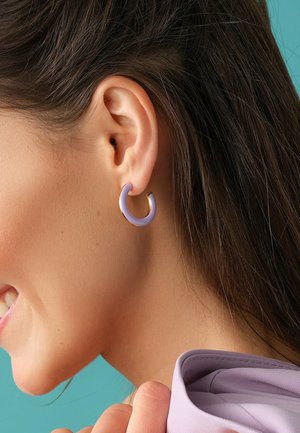 GUIDO MARIA KRETSCHMER Oorbellen - lilla