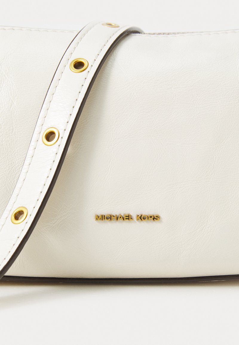 MICHAEL Michael Kors DAKOTA XBODY Borsa a tracolla light cream