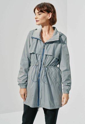 - Parka
