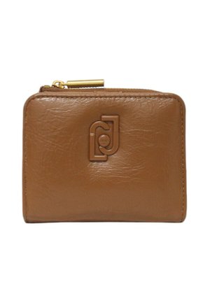 Portafoglio in pelle marrone con una superficie liscia, chiusura con zip e un discreto logo impresso al centro. Caratterizzato da minuteria della cerniera in tono oro.